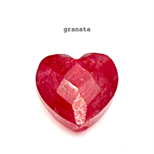 Carica l'immagine nel visualizzatore di Gallery, Orecchino singolo con cuoricino in pietra dura