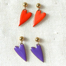 Carica l'immagine nel visualizzatore di Gallery, Orecchino Ginevra Cuore smaltato