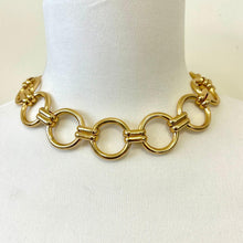 Carica l'immagine nel visualizzatore di Gallery, Collana Chiara Rotonda