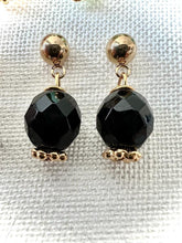 Carica l'immagine nel visualizzatore di Gallery, Orecchino Cristallo