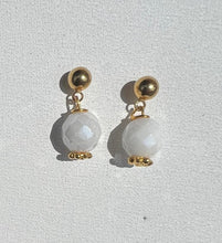 Carica l'immagine nel visualizzatore di Gallery, Orecchino Cristallo