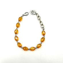 Carica l'immagine nel visualizzatore di Gallery, Bracciale con cristalli oliva incatenati