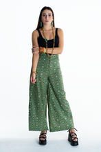 Carica l'immagine nel visualizzatore di Gallery, Collana lunga diamantata con anello colorato