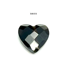 Carica l'immagine nel visualizzatore di Gallery, Orecchino singolo con cuoricino in pietra dura
